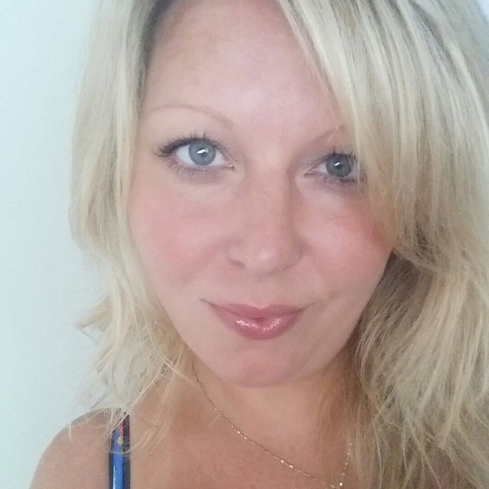 Meet your Posher, Loriann